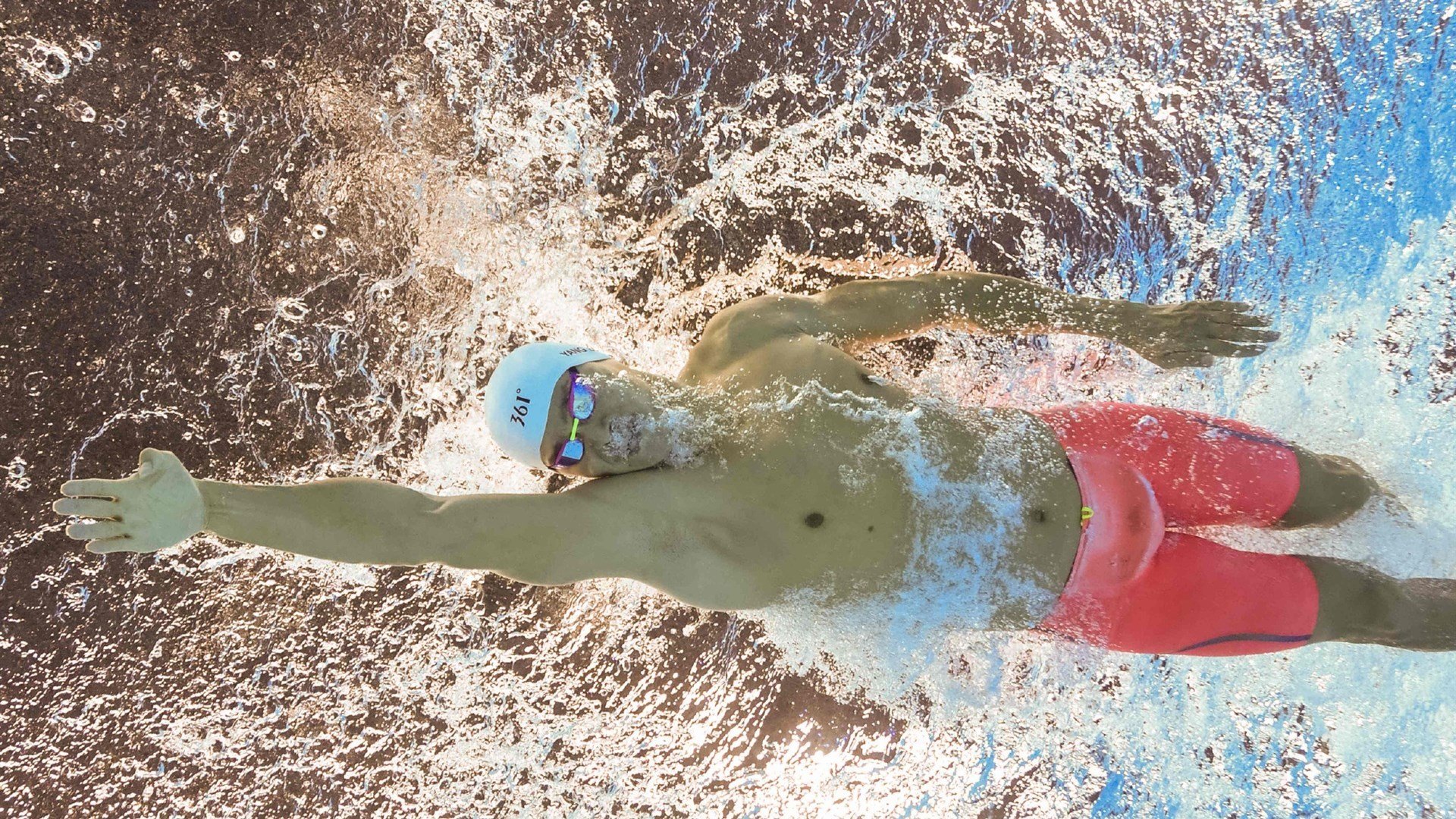 排球比赛高潮迭起